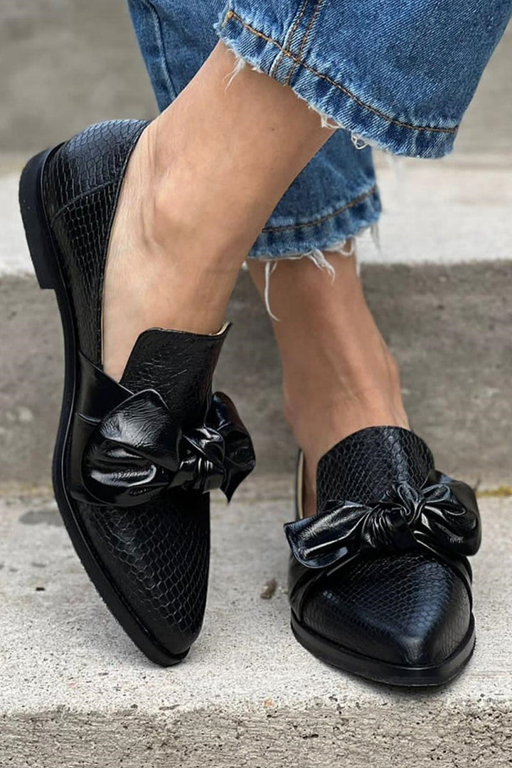 Orla™ - Black bow loafers