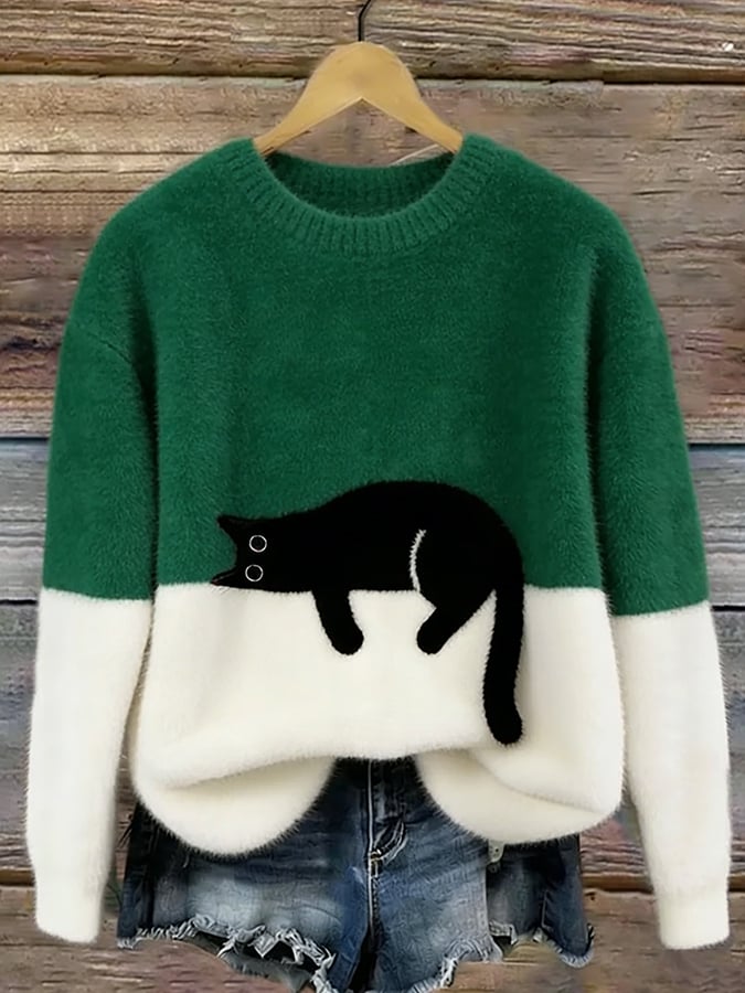 Belinda - Oversized Jumper with Cat Design