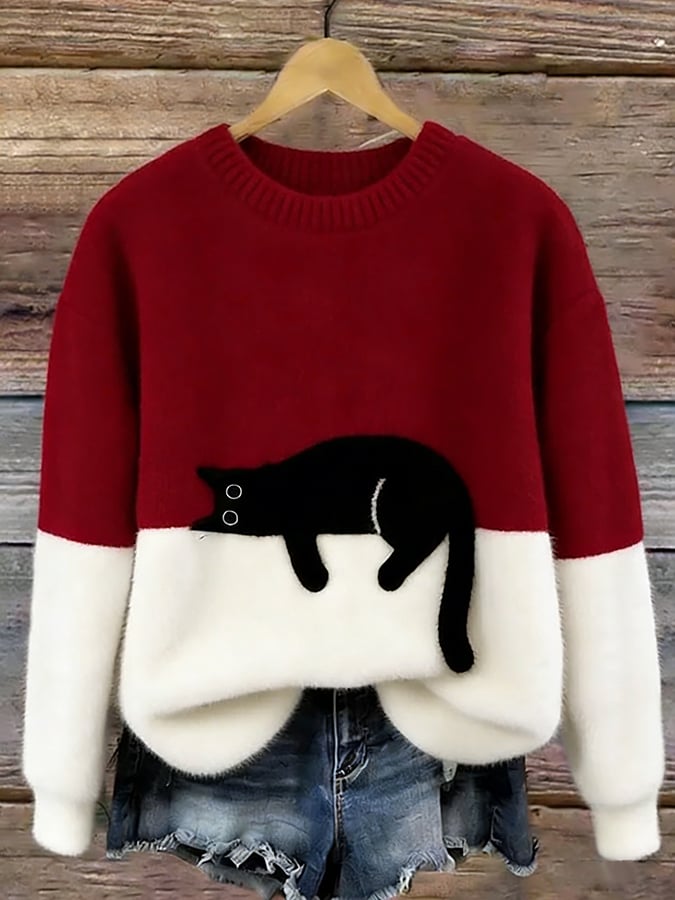 Belinda - Oversized Jumper with Cat Design