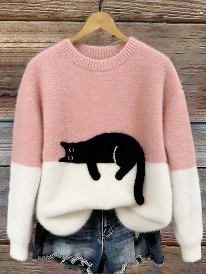 Belinda - Oversized Jumper with Cat Design